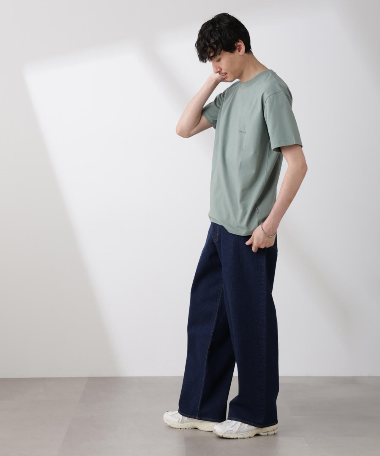 「NJ/CLUB」 ISLANDCLUBプリント Tシャツ 6685124224