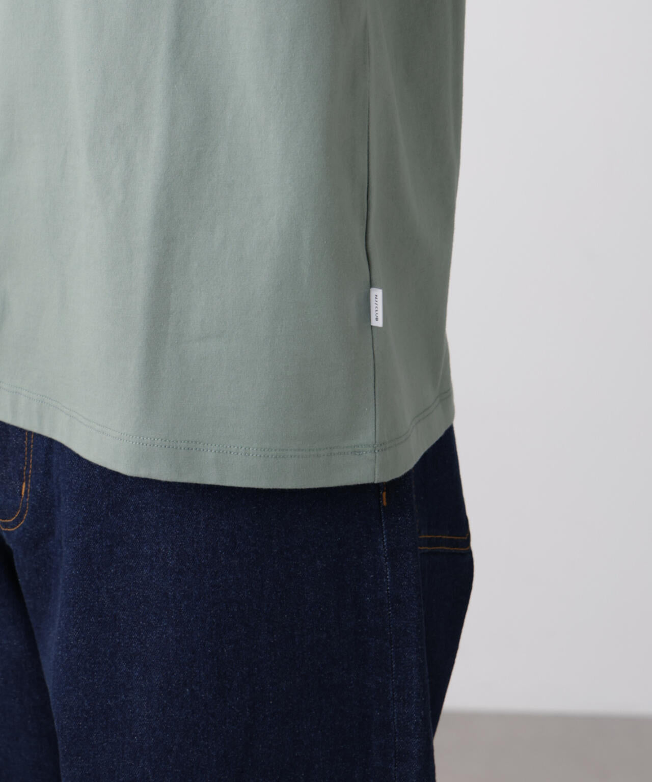 「NJ/CLUB」 ISLANDCLUBプリント Tシャツ 6685124224