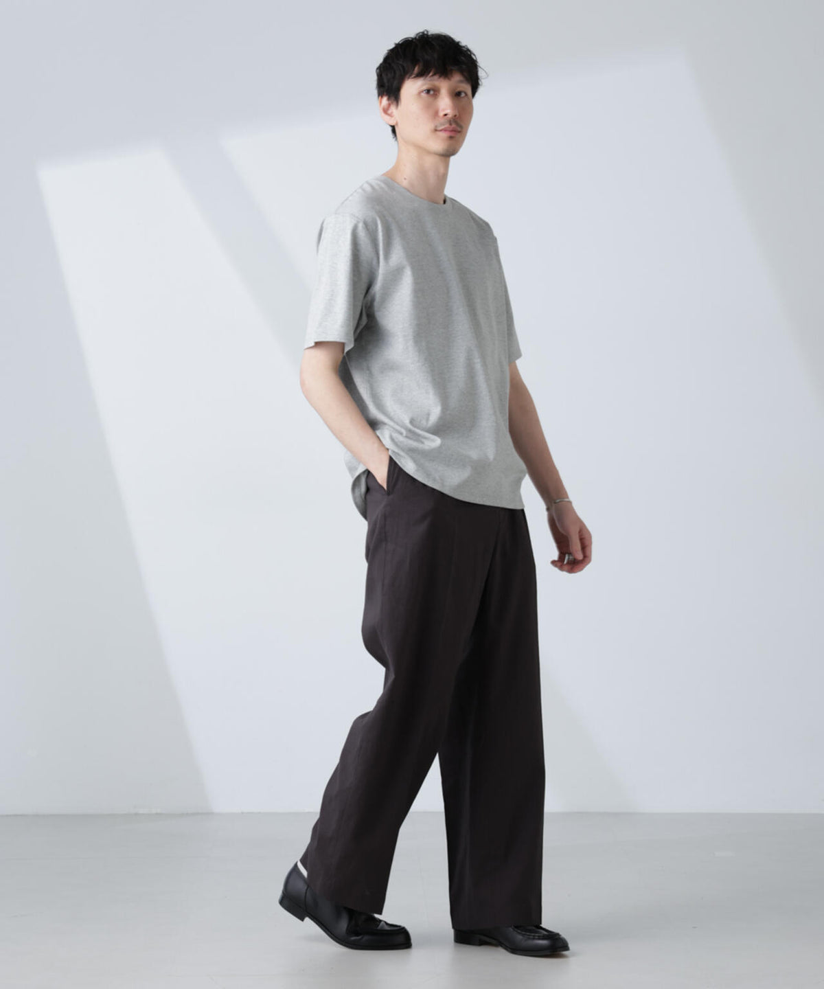 WEB限定/Anti Soaked(R) 汗染み防止 クルーネックレギュラーシルエットTシャツ 6685124232