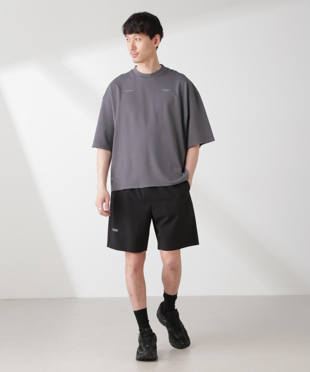 「EVERLAST」 アンチスメル リラックスフィット プリントTシャツ 6685124244