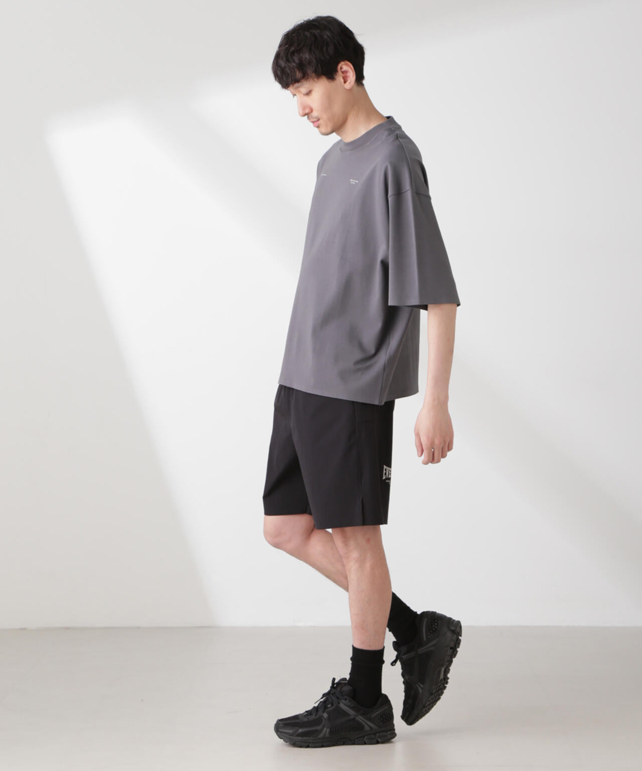 「EVERLAST」 アンチスメル リラックスフィット プリントTシャツ 6685124244