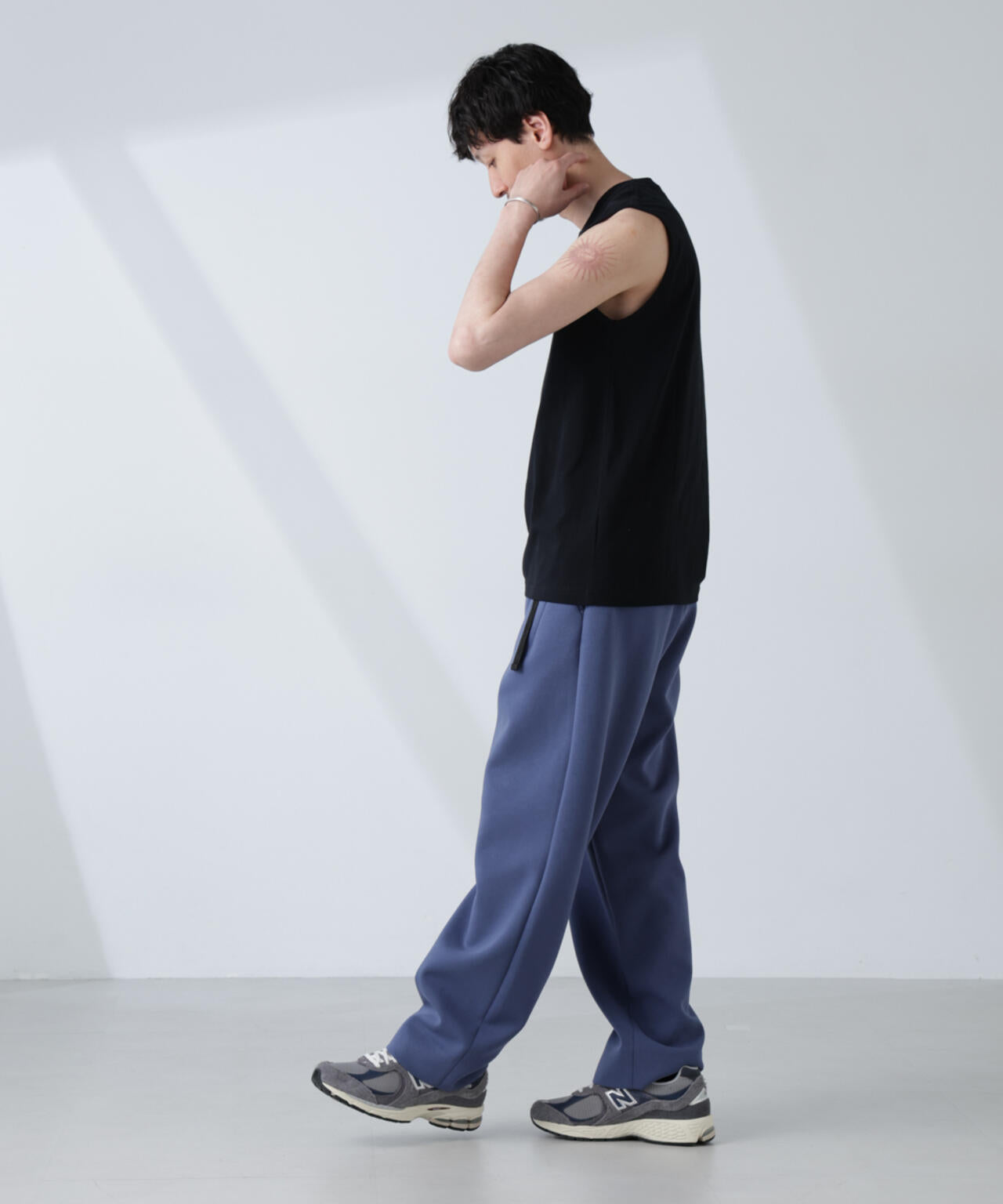 「NJ/CLUB」 ベーシック ノースリーブ 6685124250