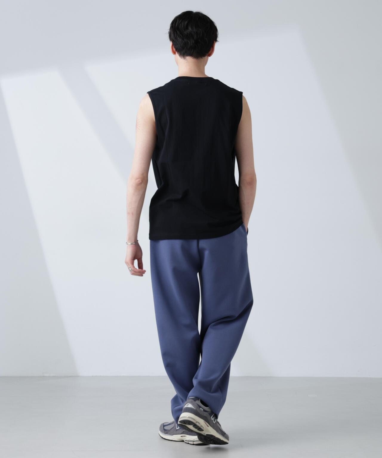 「NJ/CLUB」 ベーシック ノースリーブ 6685124250