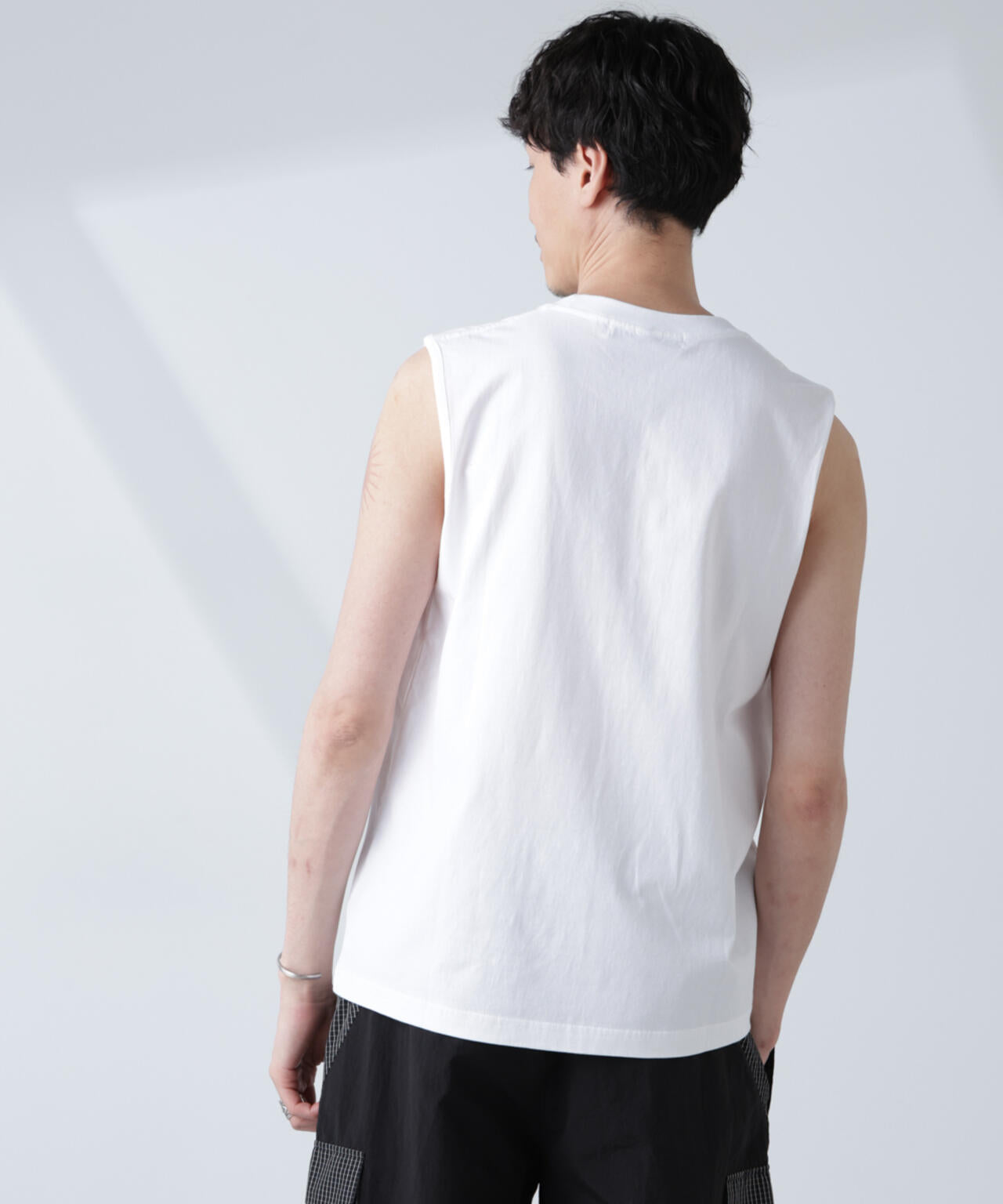 「NJ/CLUB」 ベーシック ノースリーブ 6685124250