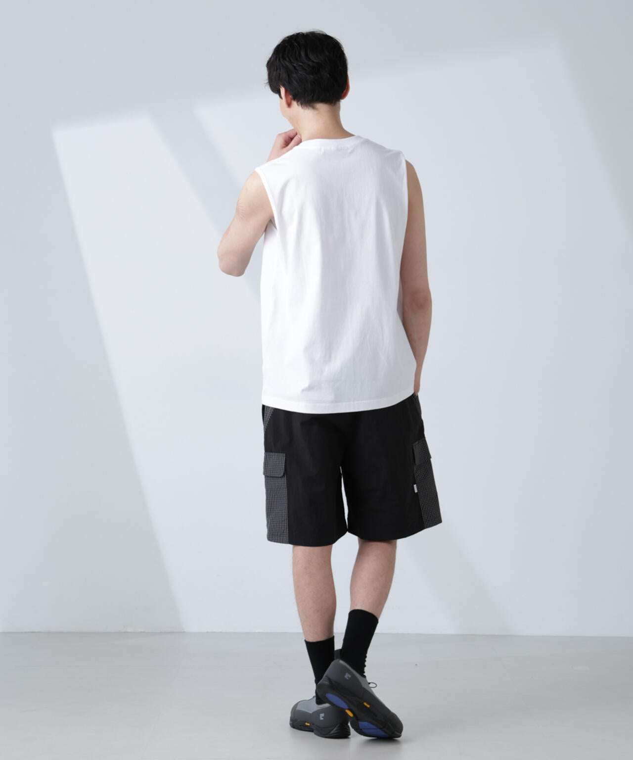 「NJ/CLUB」 ベーシック ノースリーブ 6685124250