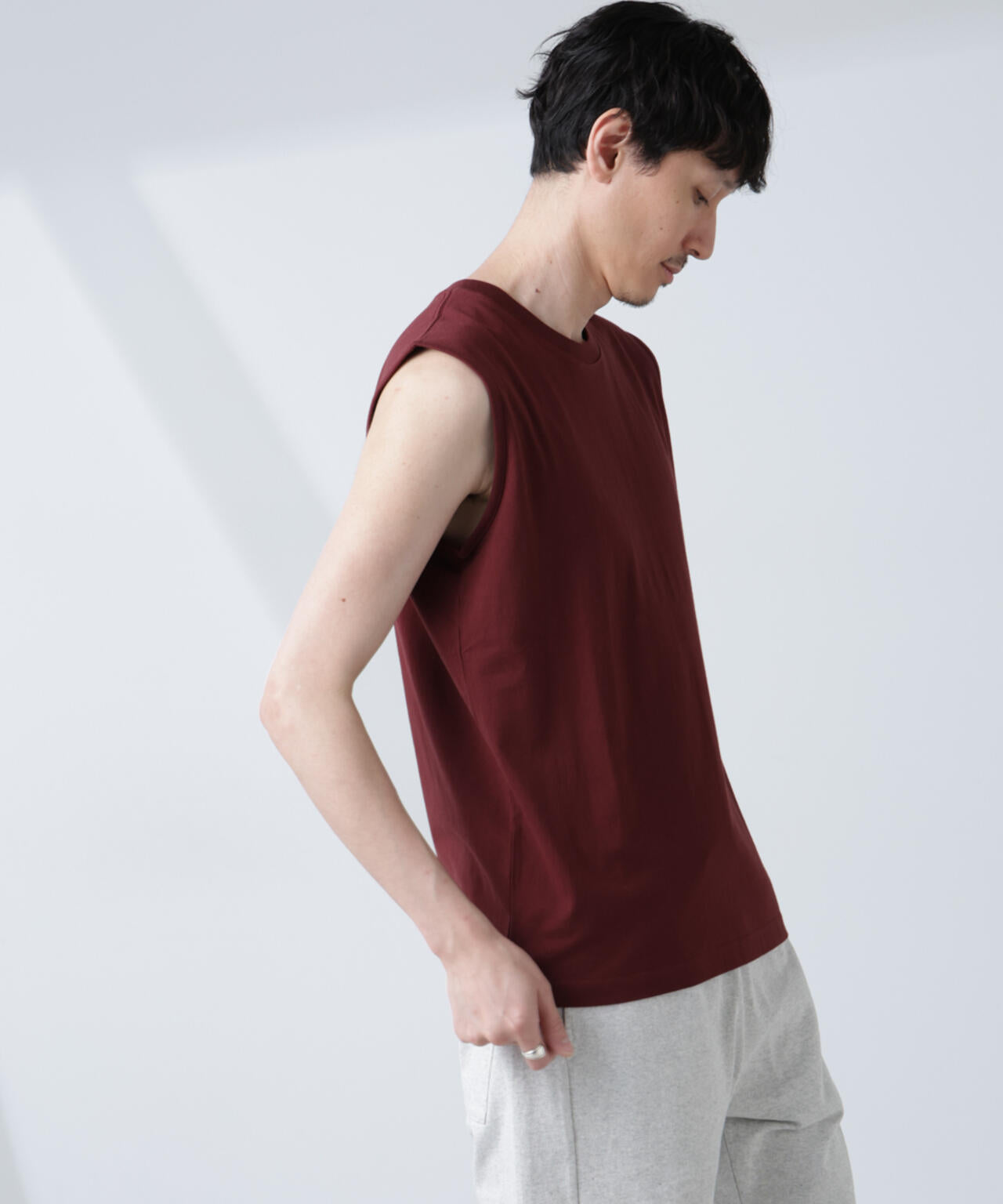 「NJ/CLUB」 ベーシック ノースリーブ 6685124250