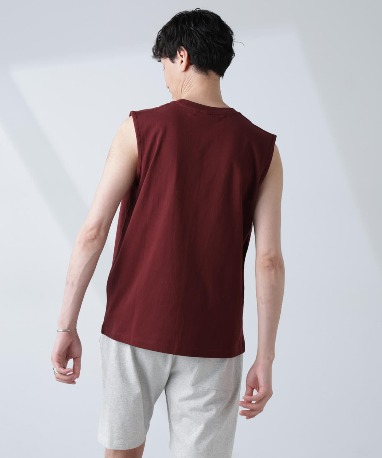 「NJ/CLUB」 ベーシック ノースリーブ 6685124250