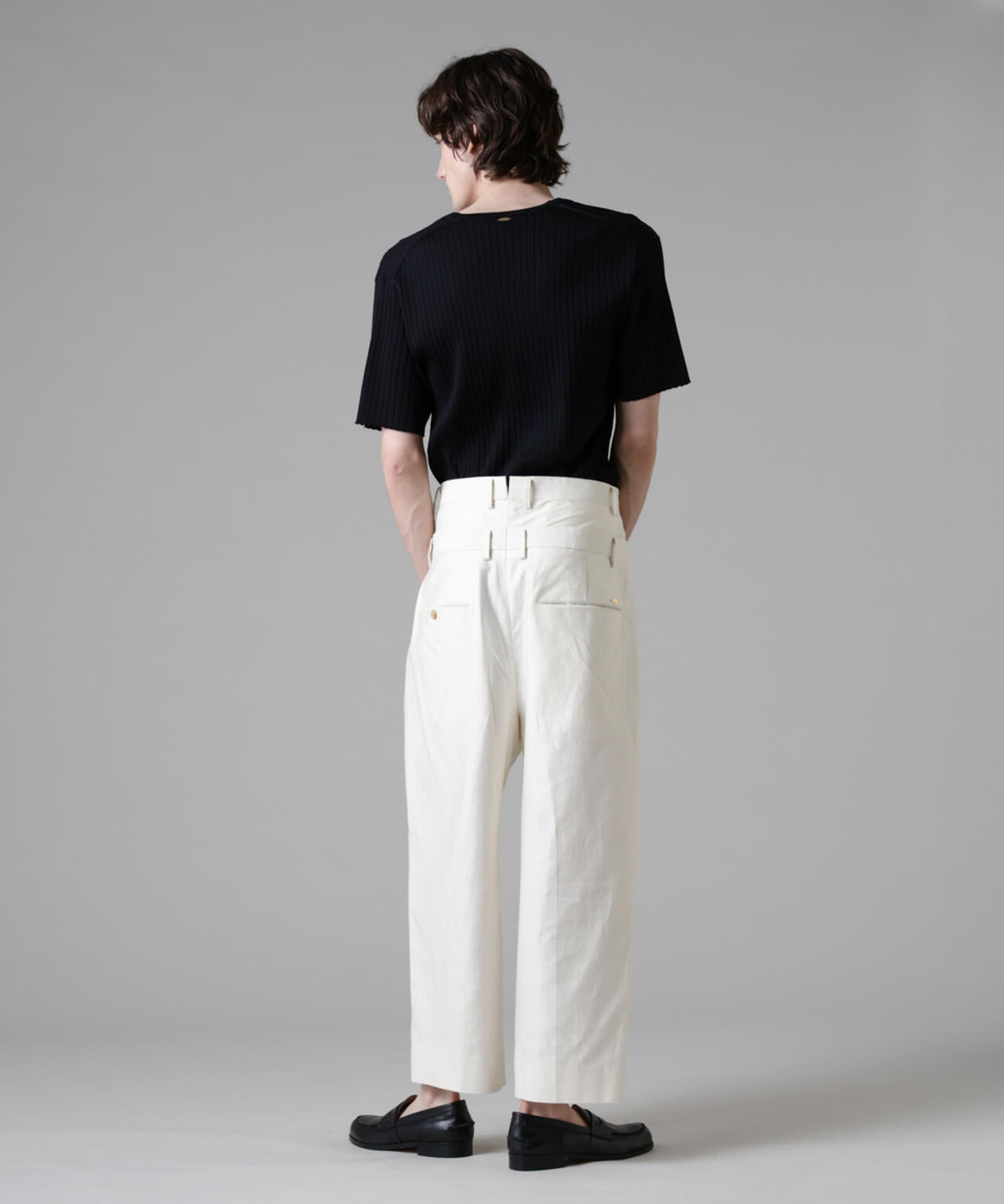 「ASSEMBLANC」ウォッシャブルシルクワイドリブVネックニットTシャツ 6685124255