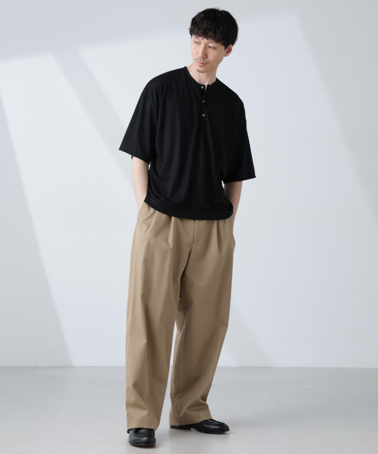 「ALL-DAYS COMFORT 100% WOOL」 ヘンリーネックTEE 6685124257