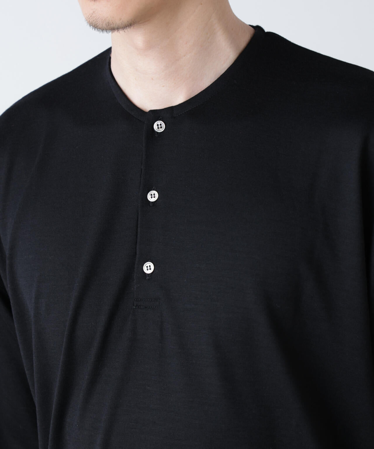 「ALL-DAYS COMFORT 100% WOOL」 ヘンリーネックTEE 6685124257