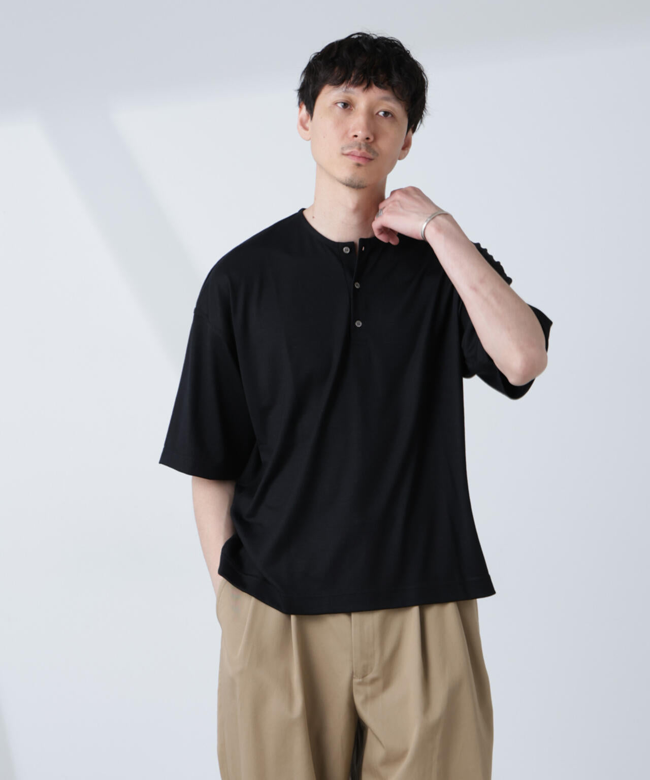 「ALL-DAYS COMFORT 100% WOOL」 ヘンリーネックTEE 6685124257