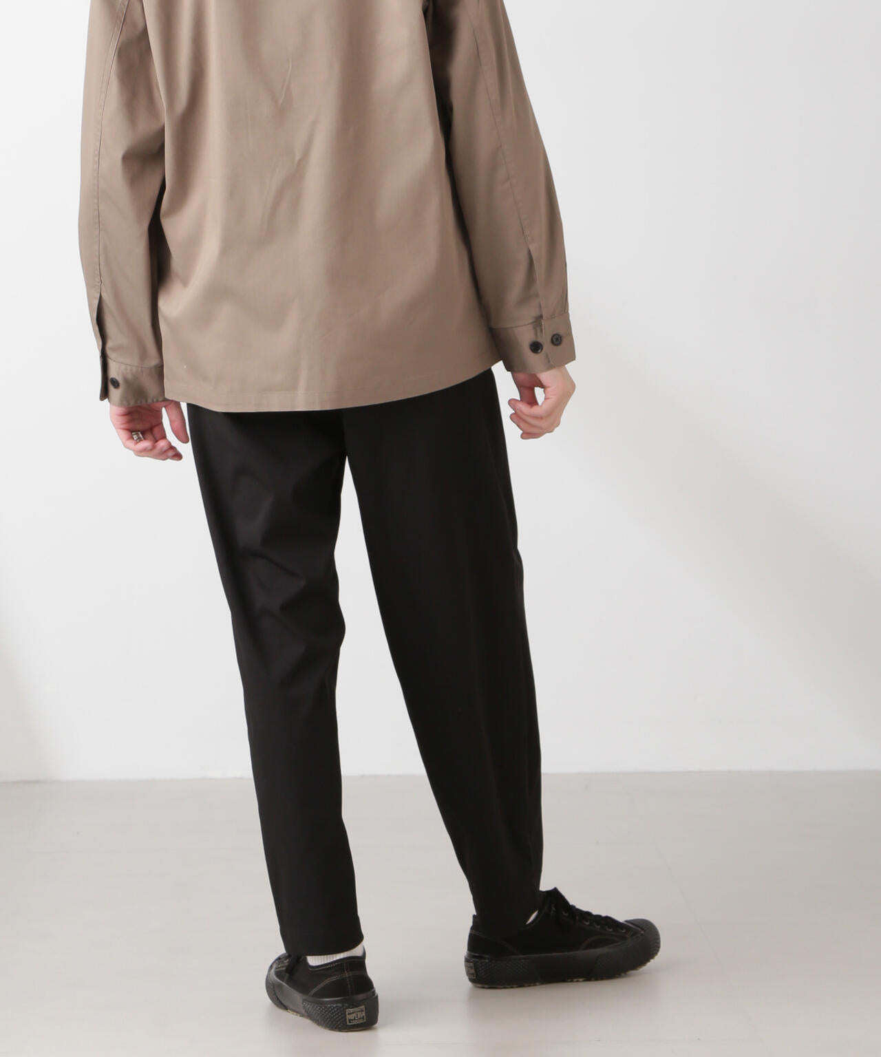 コットンライクツイルツータックテーパードイージーパンツ 6685127203