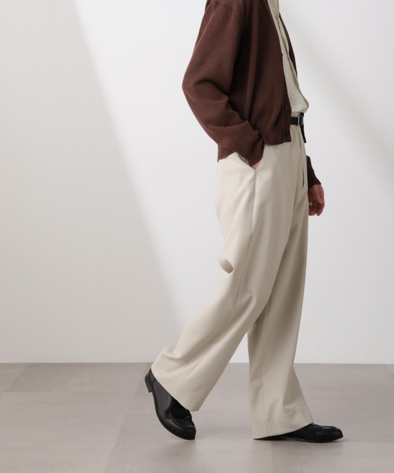 「SOIGNE」ECOPET(R)×AEROツイルストレッチチノスラックス 6685127207