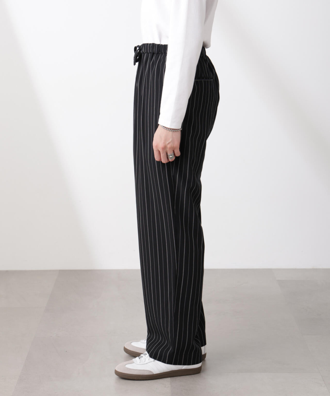 リネンブレンドピンストライプ 1タックイージーパンツ(セットアップ可) 6685127220