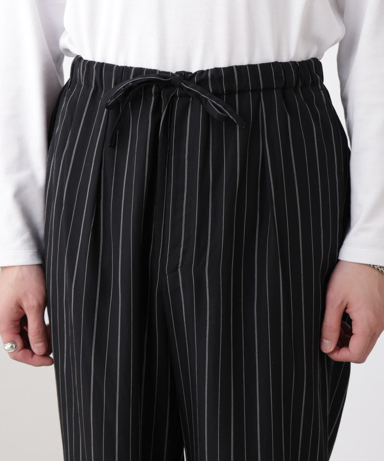 リネンブレンドピンストライプ 1タックイージーパンツ(セットアップ可) 6685127220