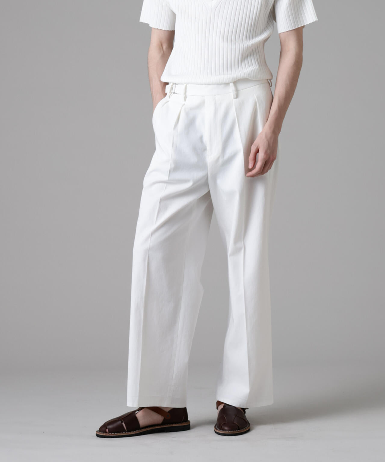 「ASSEMBLANC」ハイツイストギャバベルトスラックス 6685127234