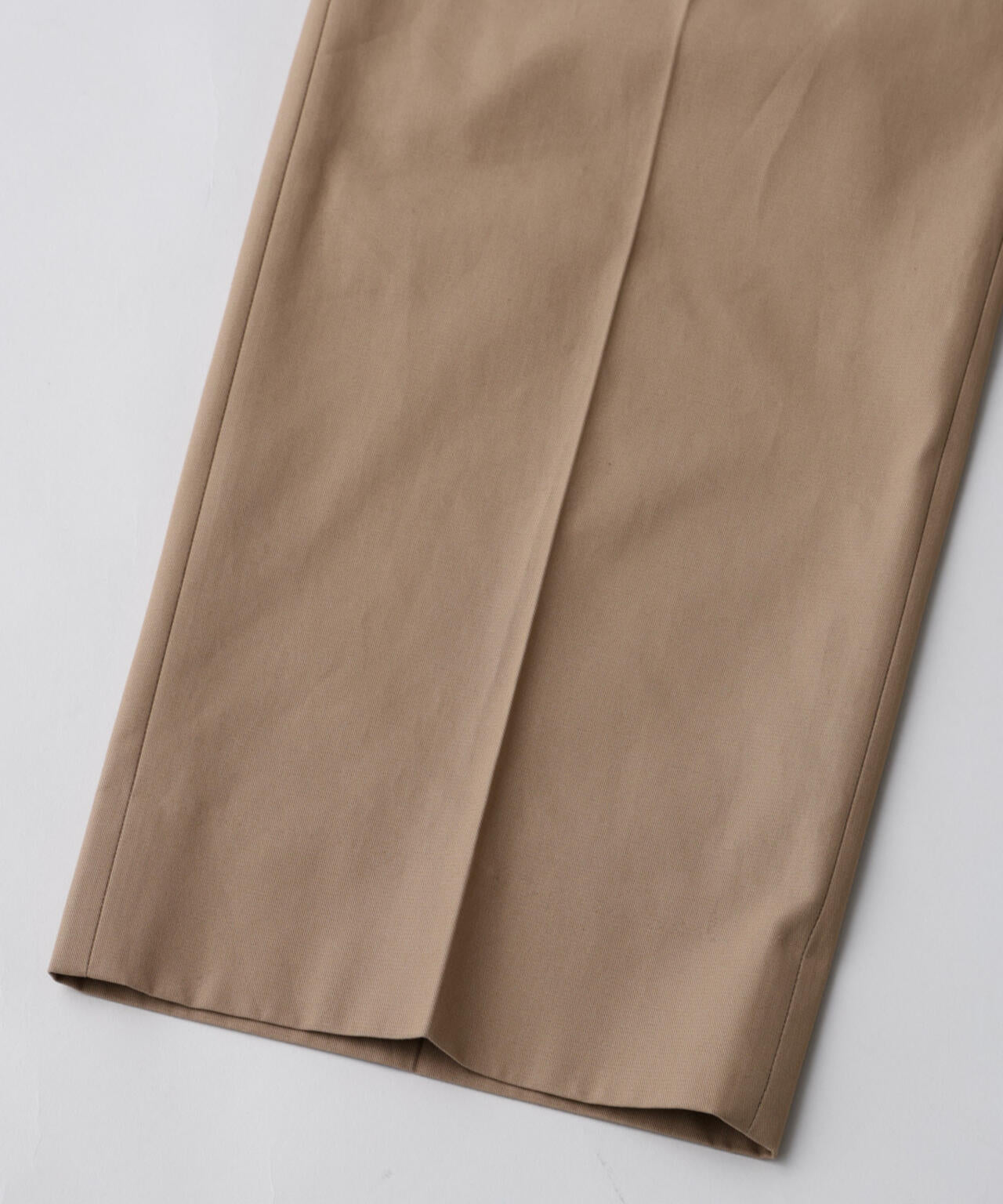 「ASSEMBLANC」ハイツイストギャバベルトスラックス 6685127234