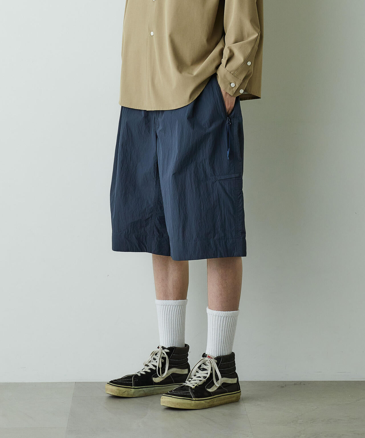 「HOTEL PALACE」オテルパラス アンフィビアスルーズシルエットショーツ 6685128201