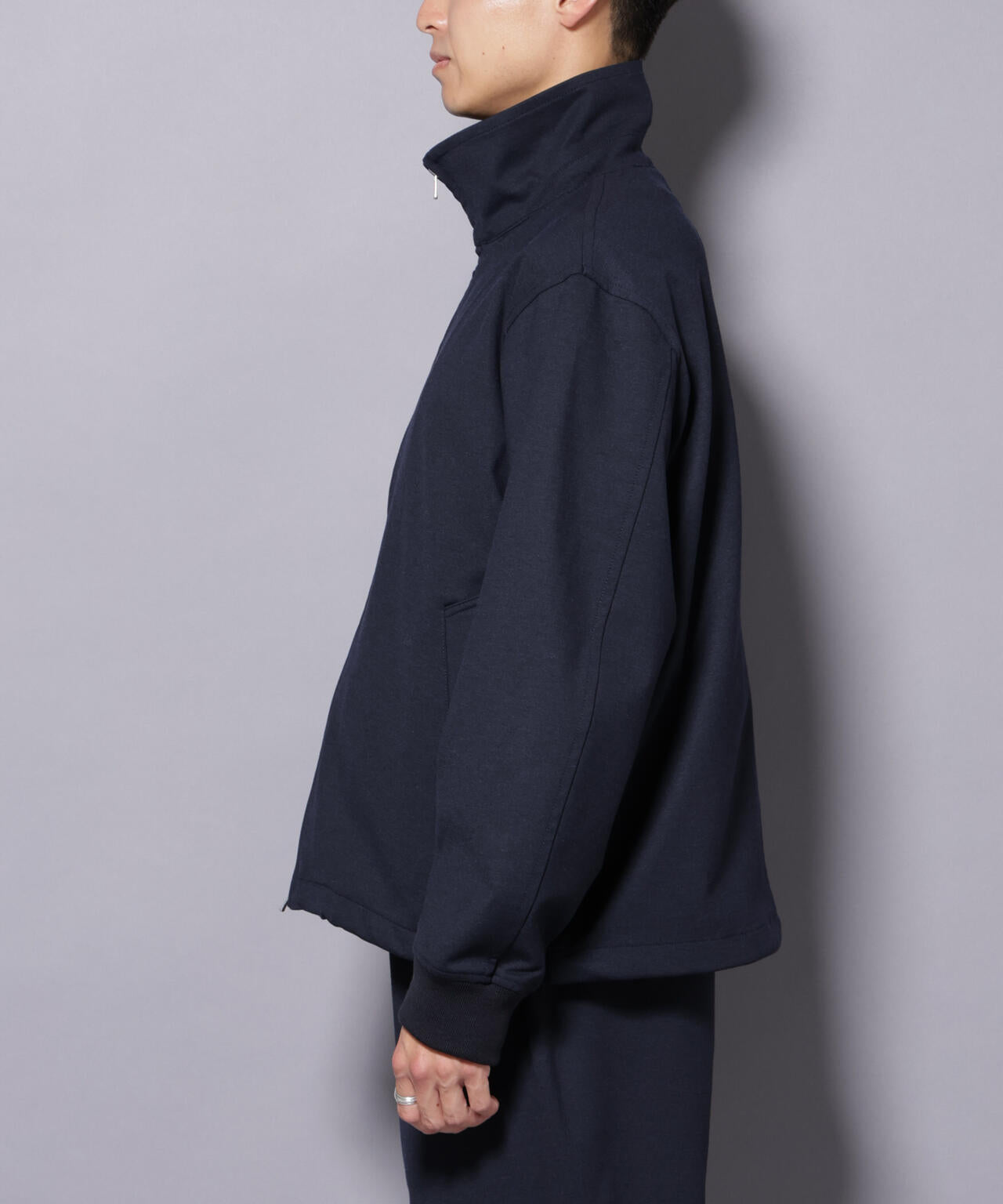 DELEGANTE TECH+ バルーンブルゾン 6685212208