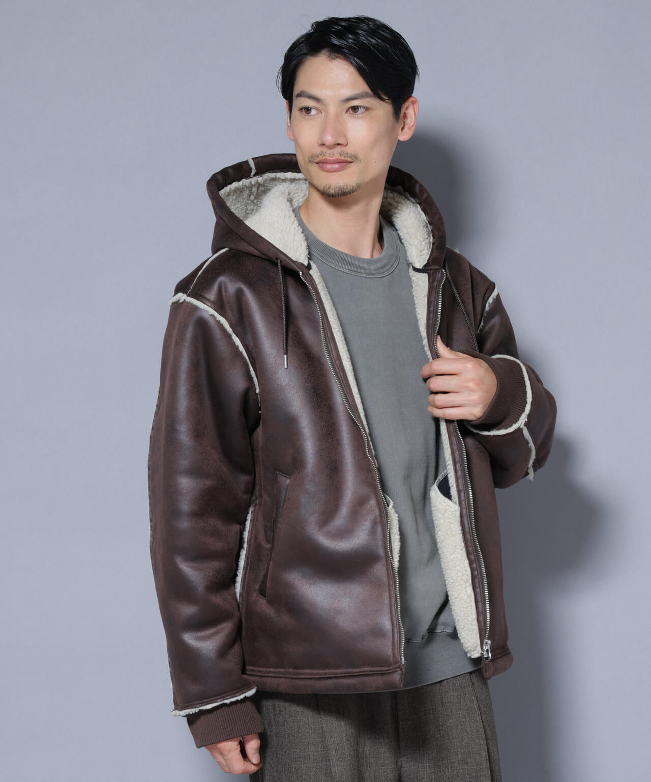 クラックフェイクムートンフードブルゾン