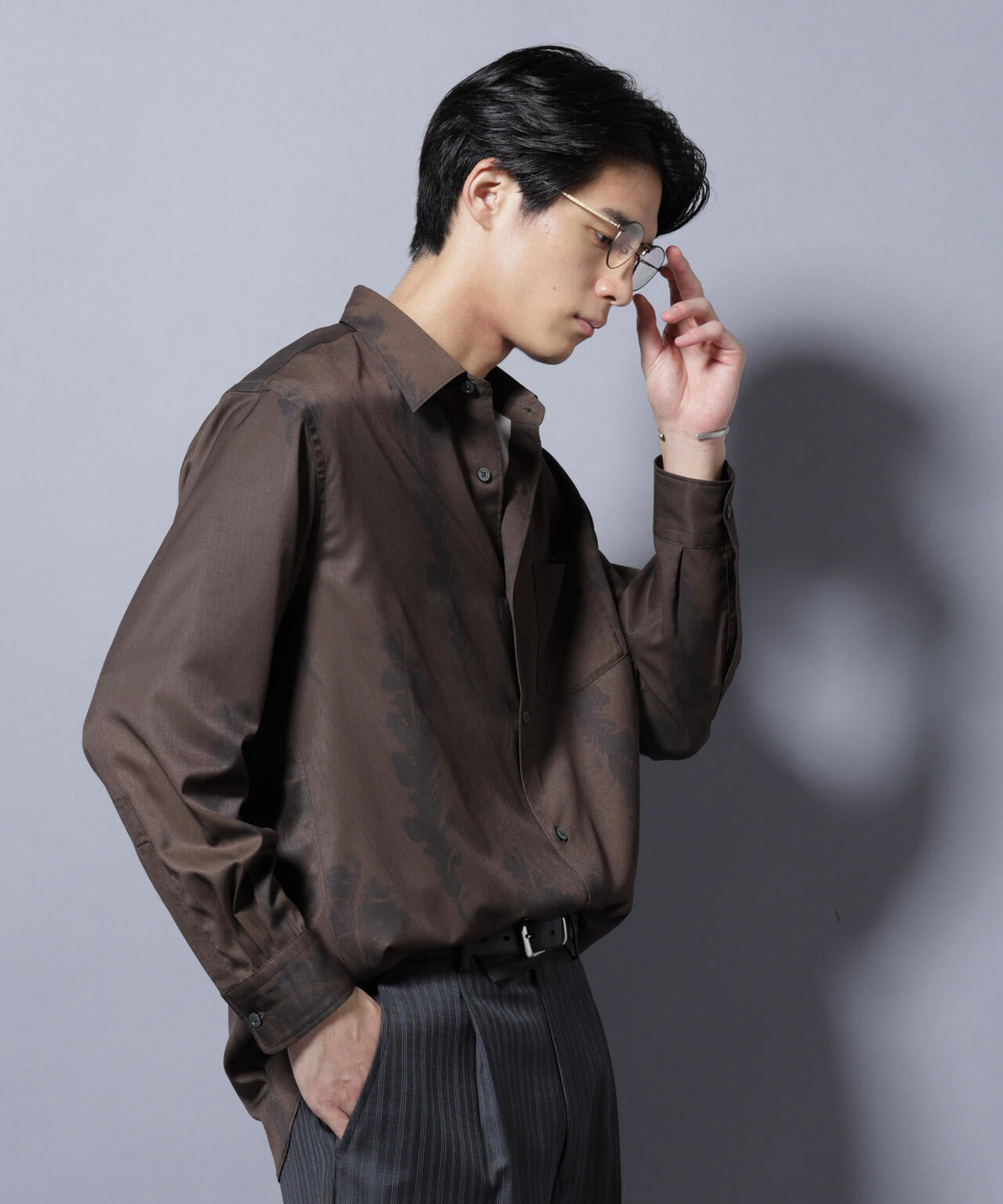 「EDITORIAL PRINT」シルキータッチシャツ 6685220215