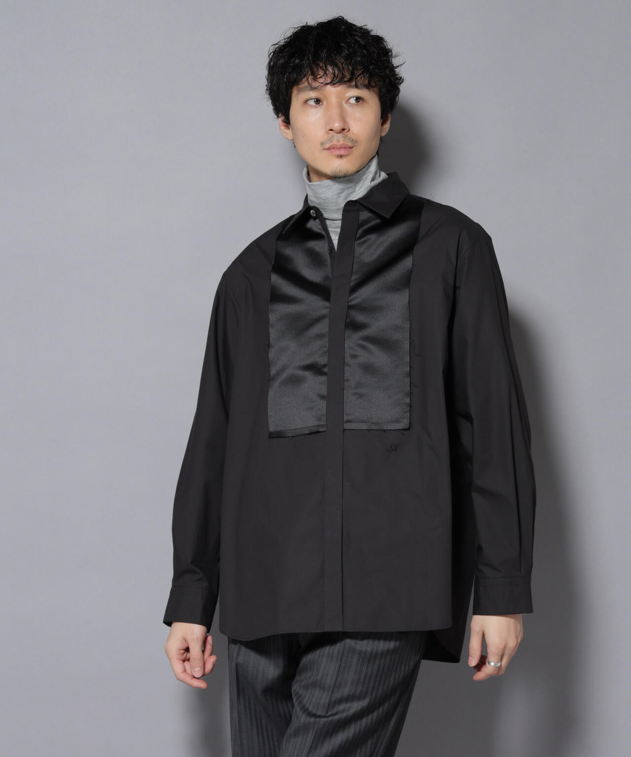 「ASSEMBLANC」シルク混ブザムシャツ 6685220223