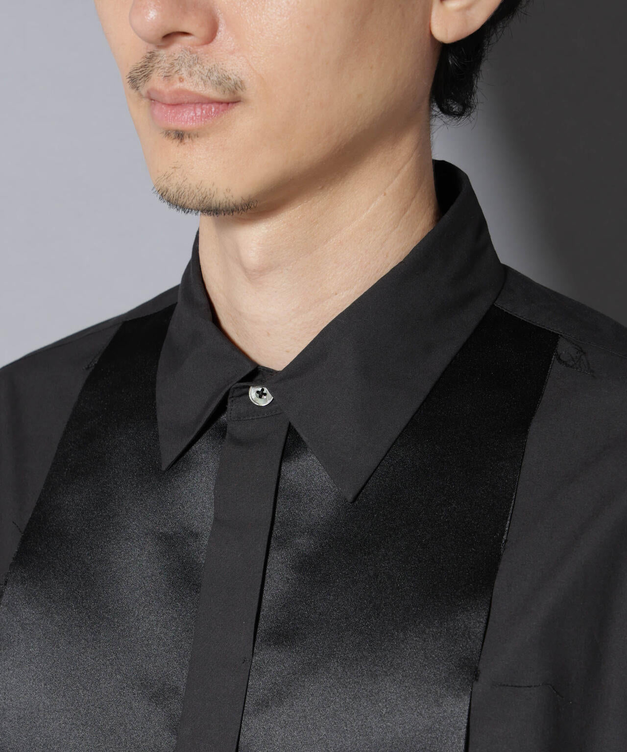 「ASSEMBLANC」シルク混ブザムシャツ 6685220223