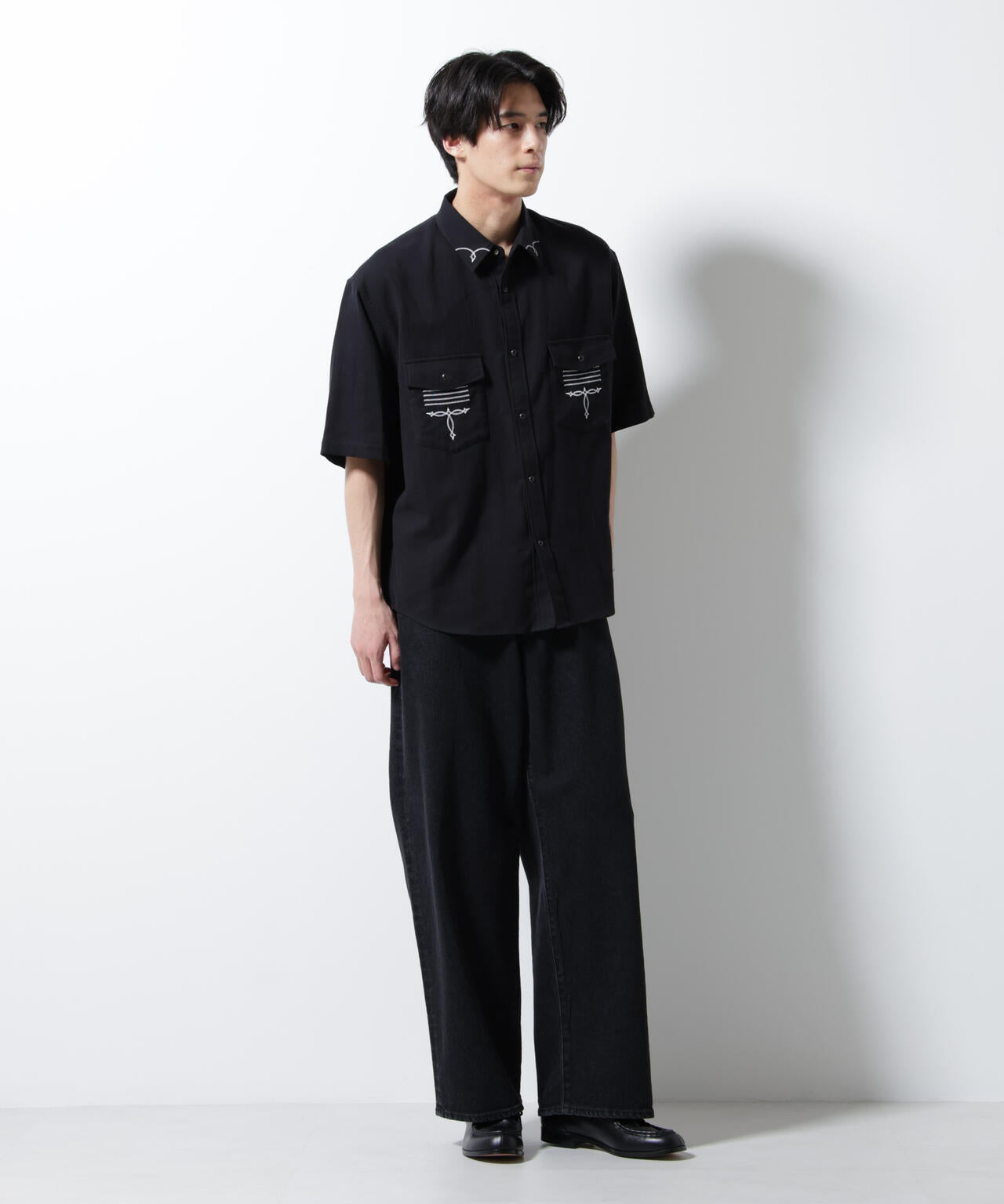 エンブロイダリー ウェスタンシャツ 6685221208