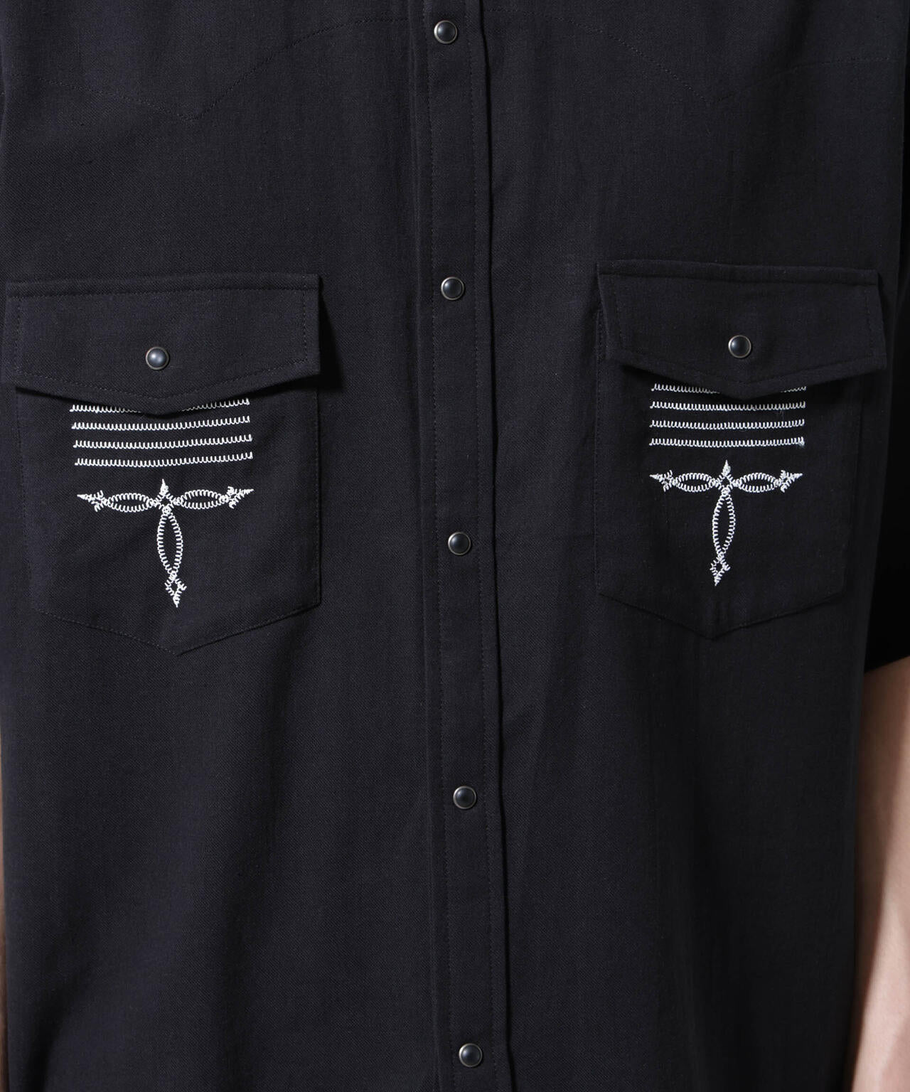 エンブロイダリー ウェスタンシャツ 6685221208