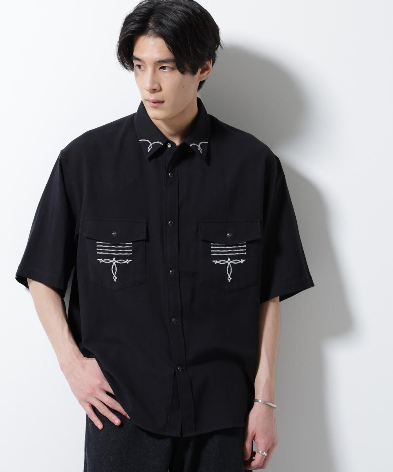 エンブロイダリー ウェスタンシャツ 6685221208