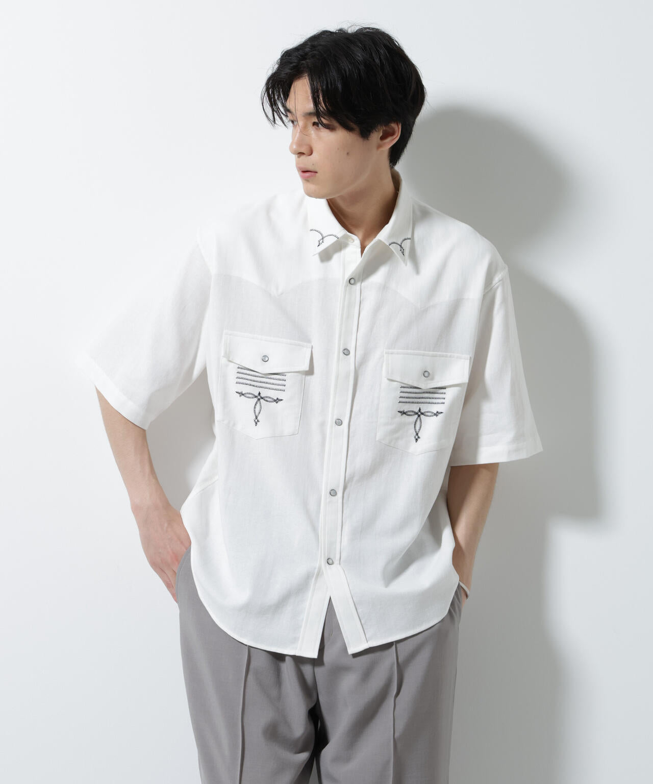 エンブロイダリー ウェスタンシャツ 6685221208