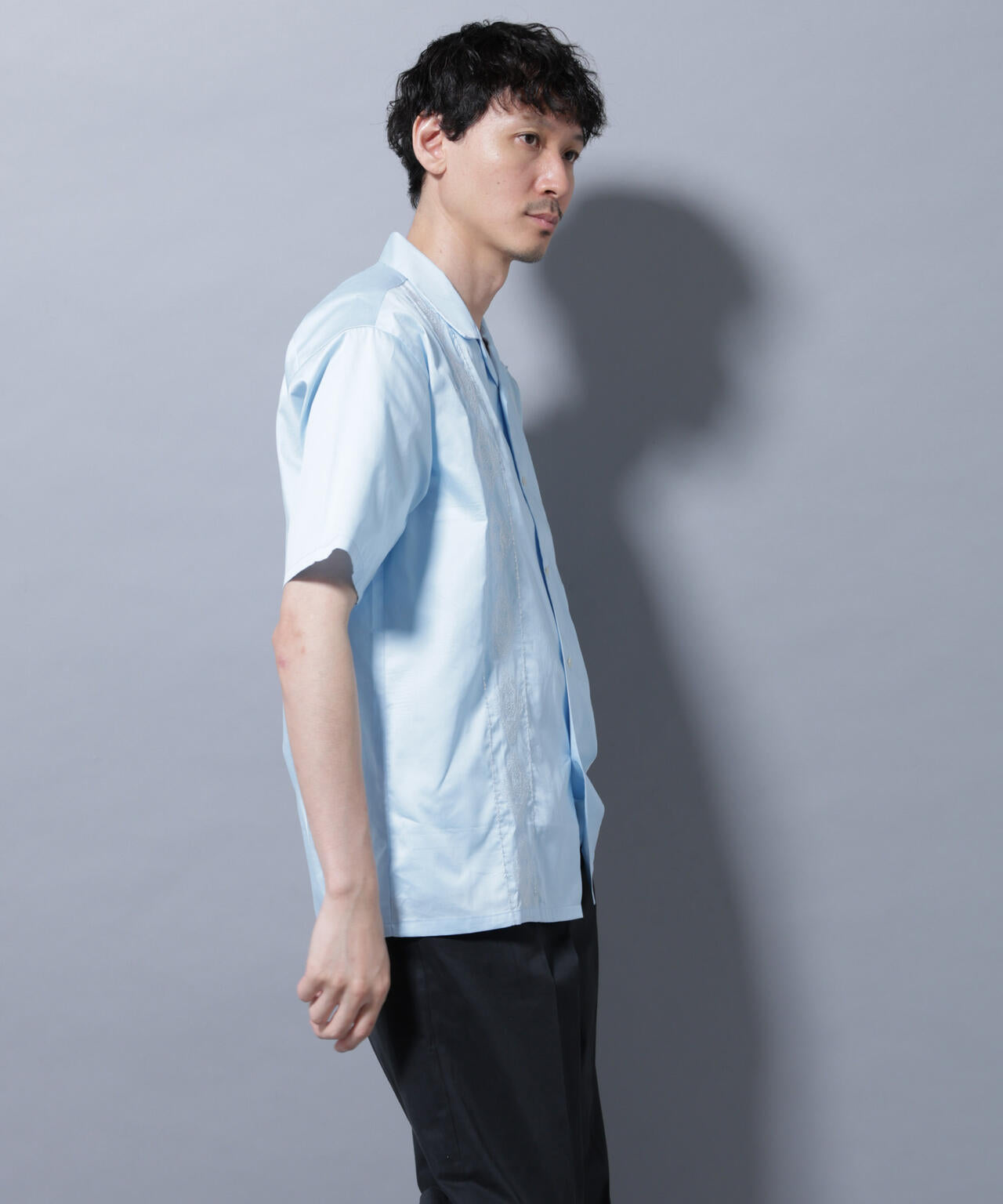 エンブロイダリー オープンカラーシャツ 6685221214