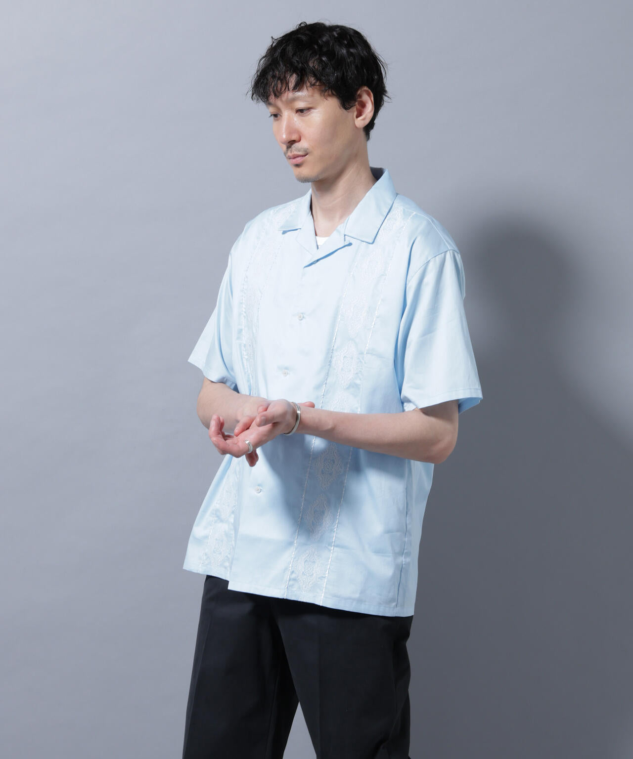 エンブロイダリー オープンカラーシャツ 6685221214