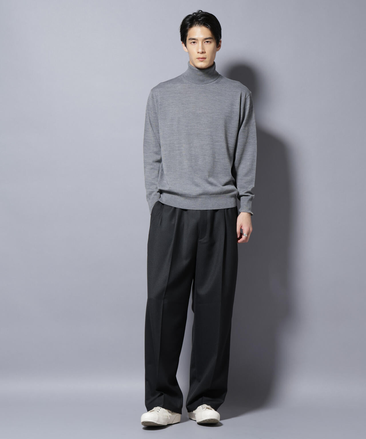 「毛玉レスニット」ファインゲージタートルネック 6685222204