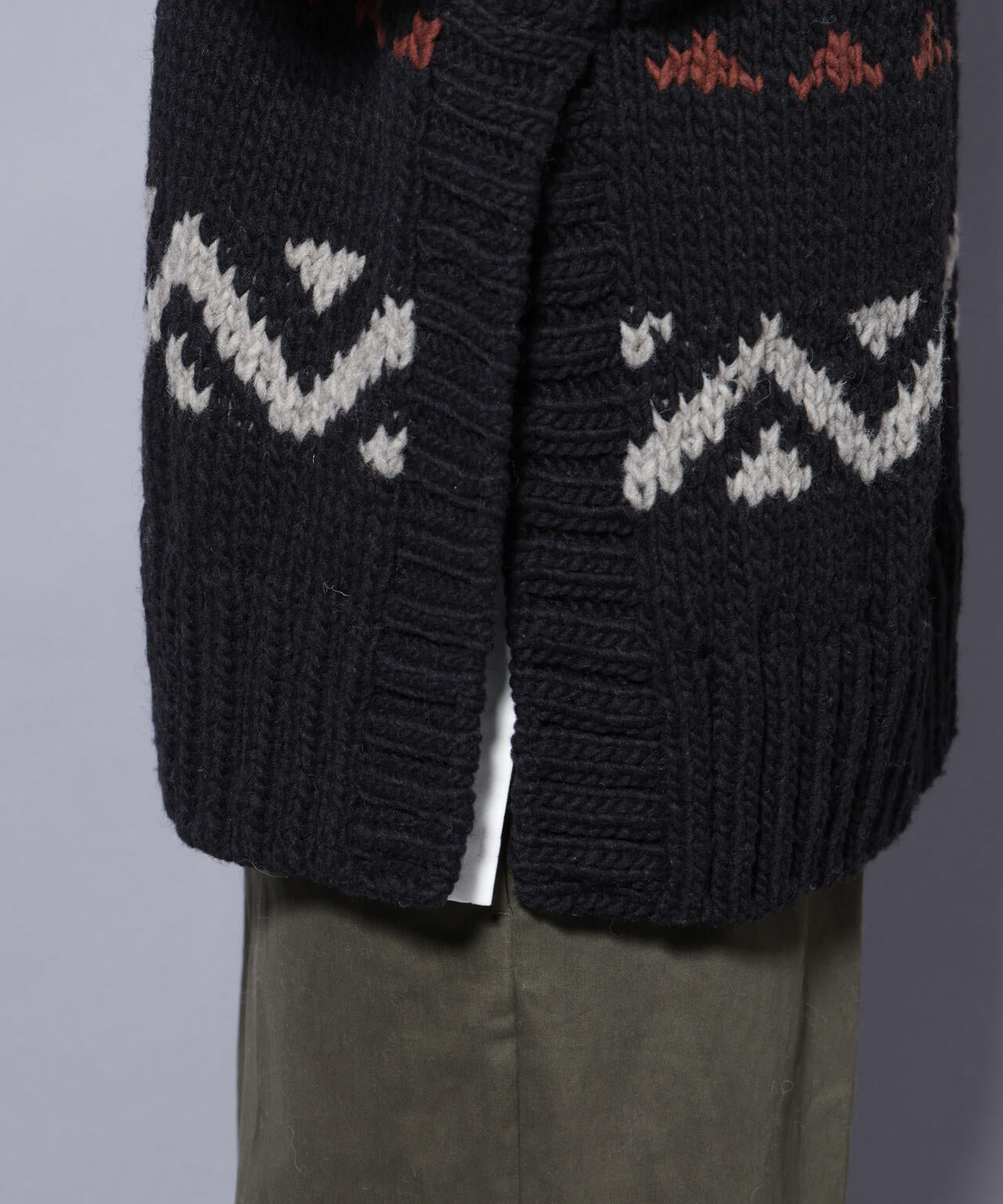 ペルー産ハンドニットベスト 6685222208