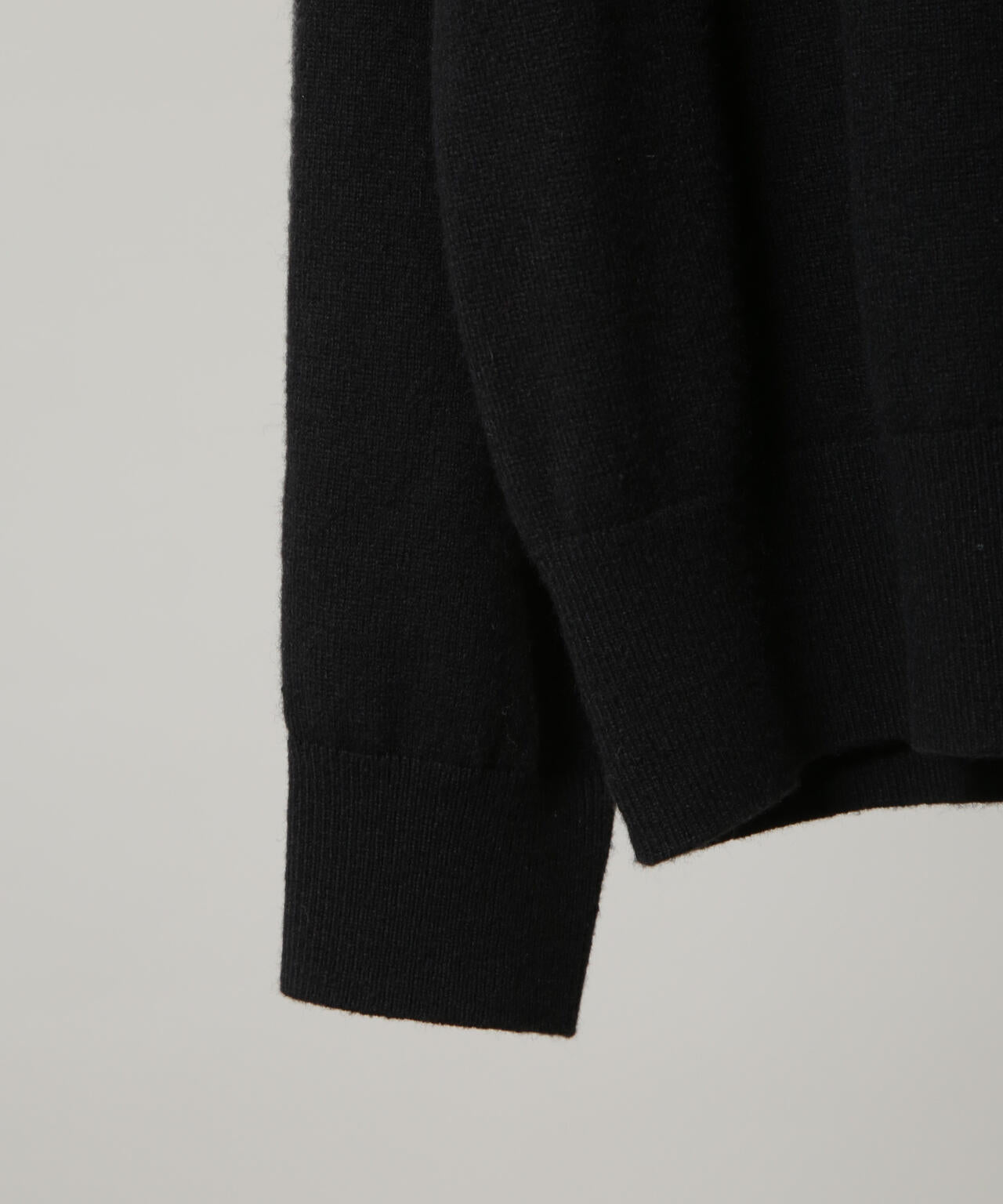 「HOTEL PALACE」 ショルダーデザインステッチタートルネックニット 6685222213