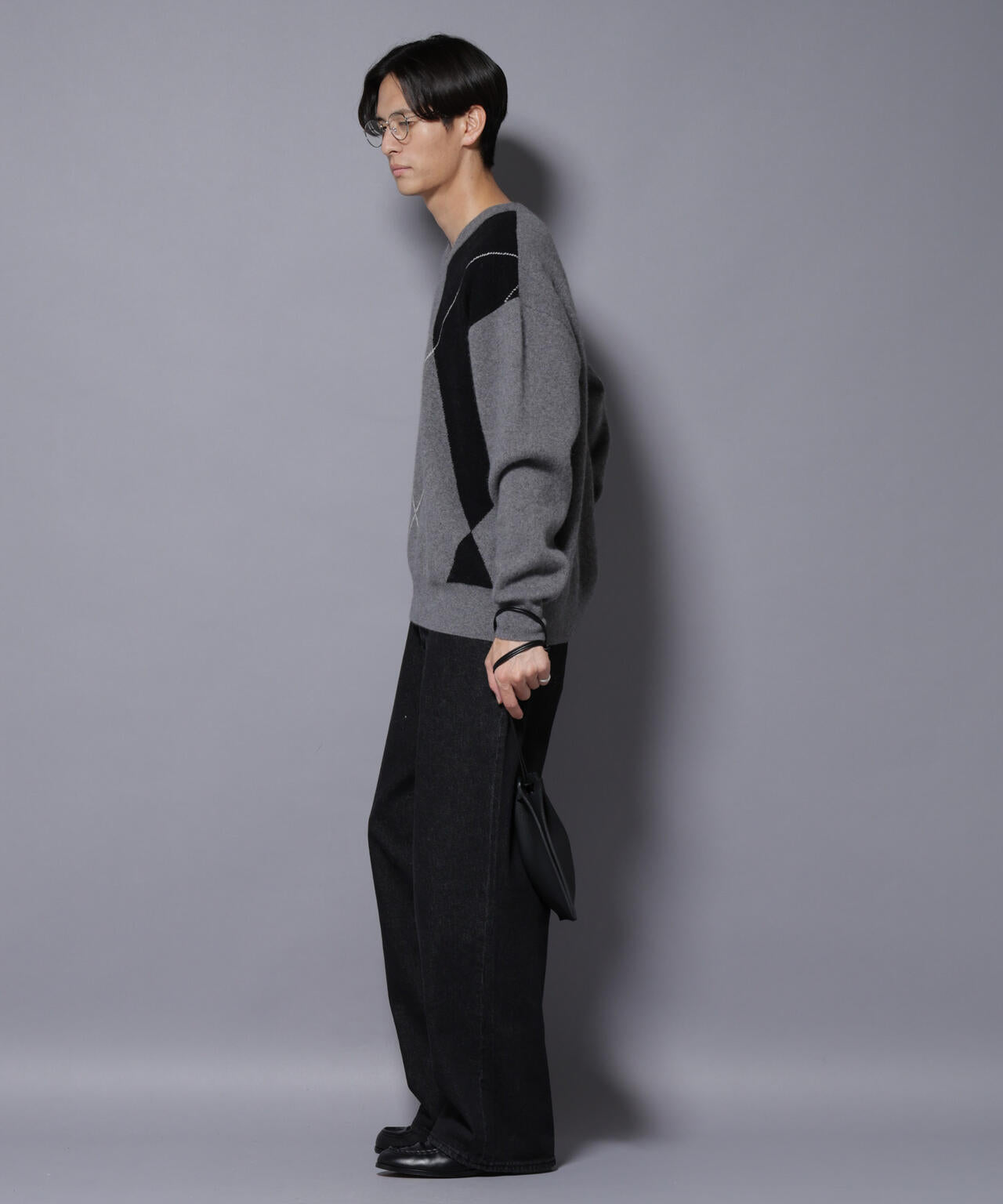 アンゴラ混アーガイルVネックニット 6685222227