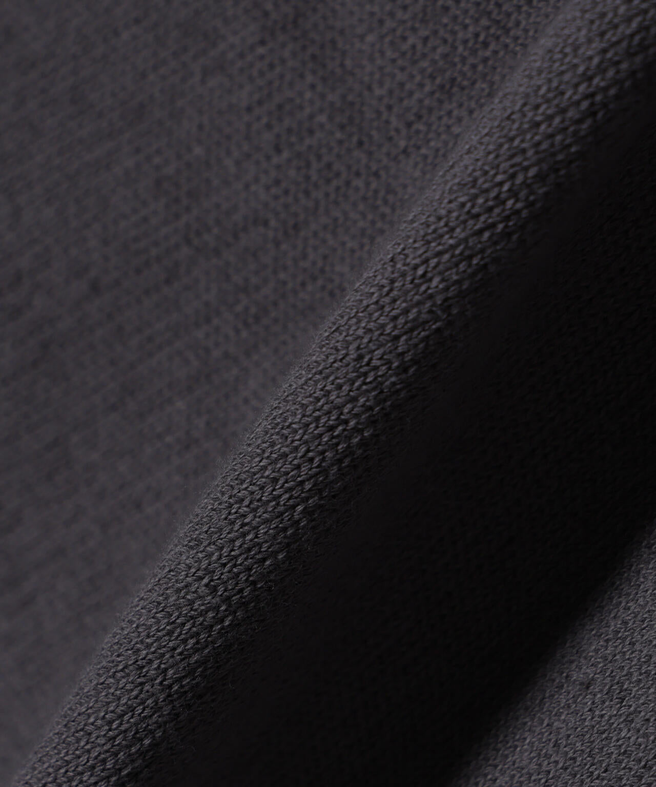 「大人のスウェット」コットンスウェットライクニット エルボーパッチクルーネック 6685222228