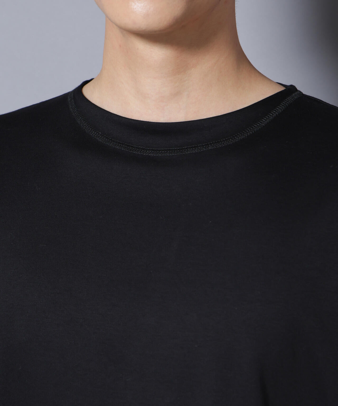 「NJ/CLUB」モクロディ ボートネック サイドスリットTシャツ 6685223214