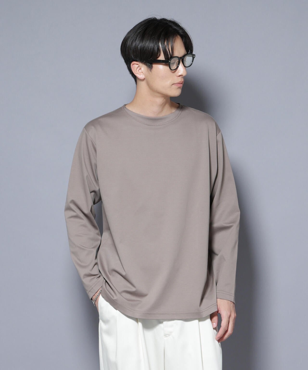 「NJ/CLUB」モクロディ ボートネック サイドスリットTシャツ 6685223214