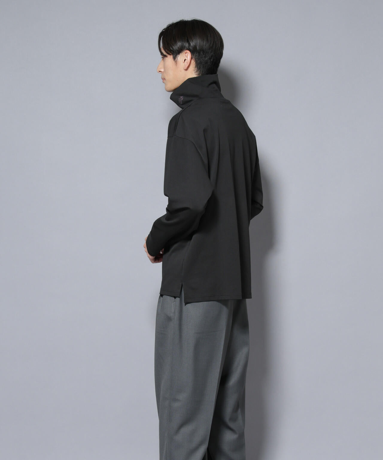 「NJ/CLUB」 ポンチタートルネック 6685223215