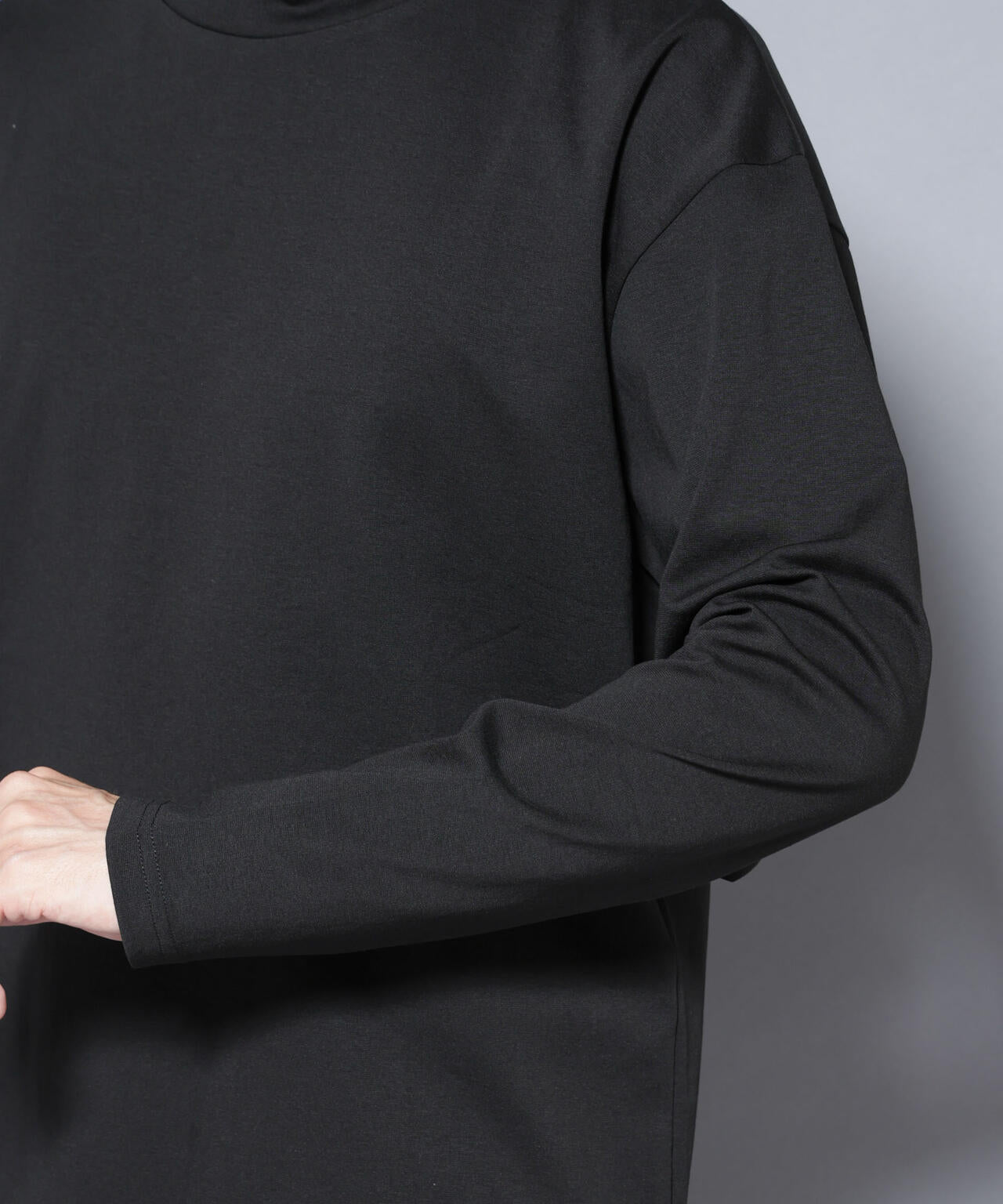 「NJ/CLUB」 ポンチタートルネック 6685223215