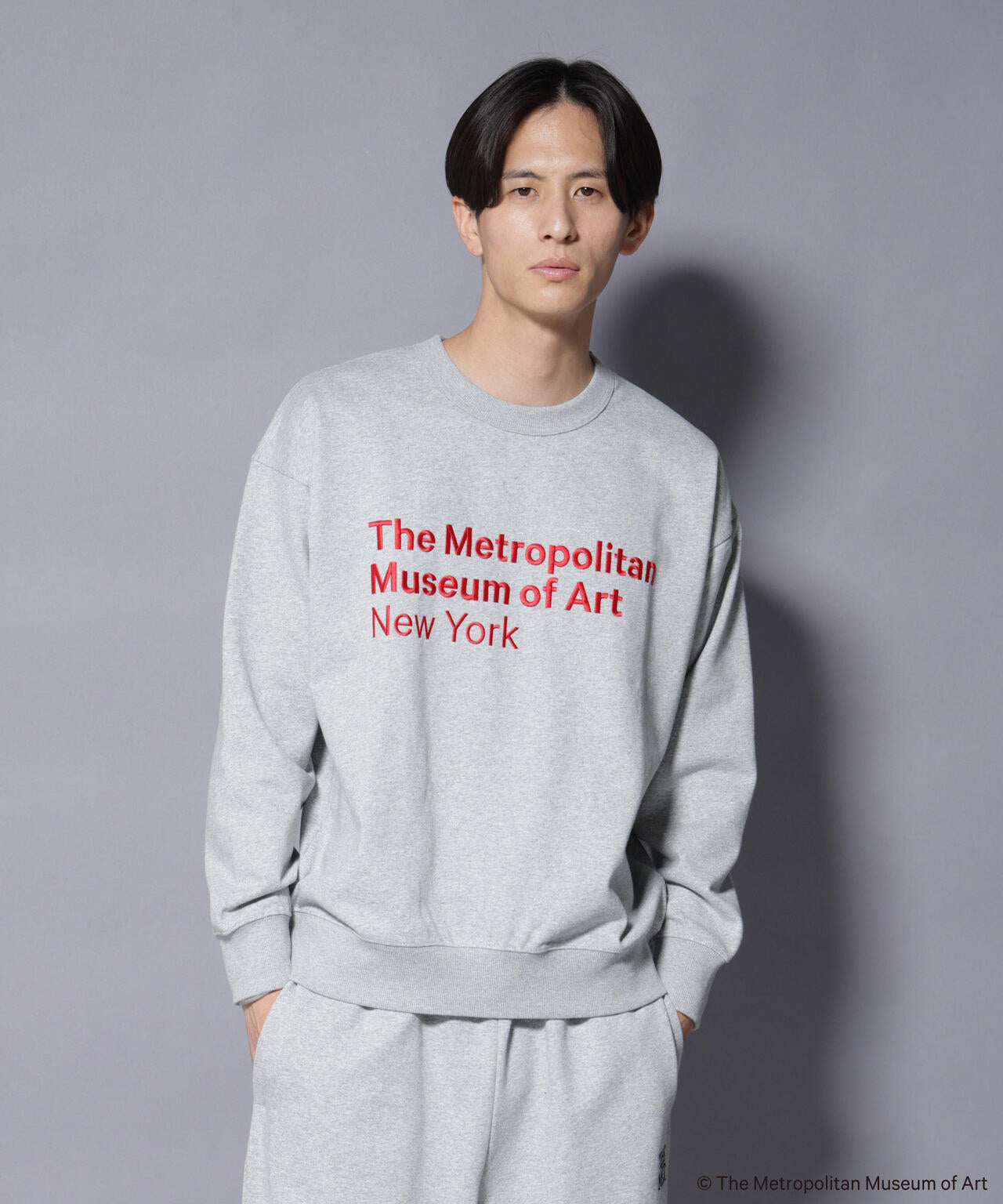 「The Met」 リーガルネーム刺繍 スウェット 6685223244