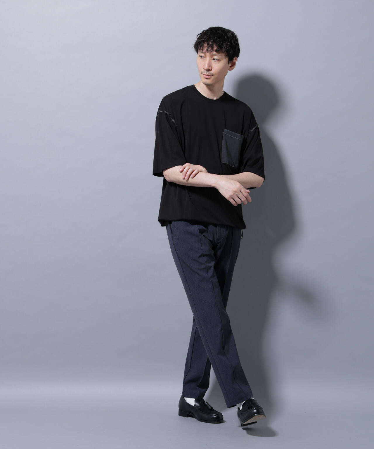 配色ステッチ フェイクスエードポケットTシャツ 6685224215