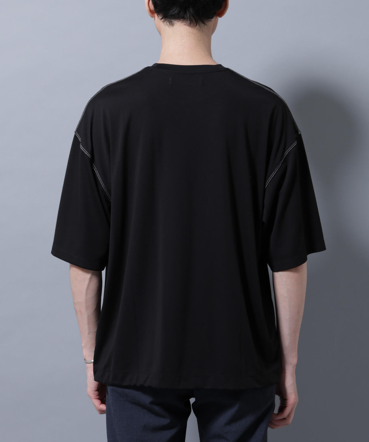 配色ステッチ フェイクスエードポケットTシャツ 6685224215