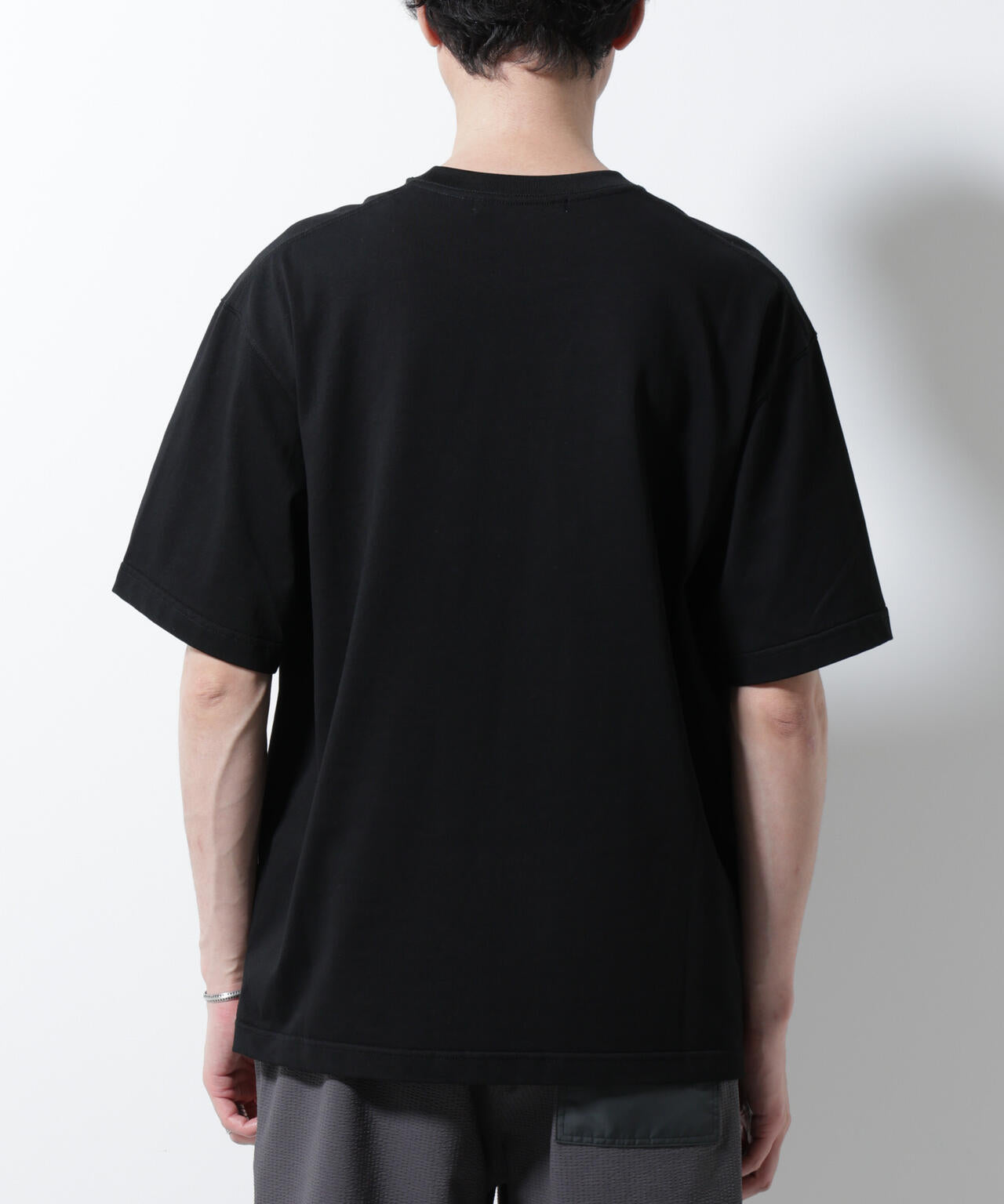 「BOHO CHIC」エディトリアル プリントTシャツ 6685224216