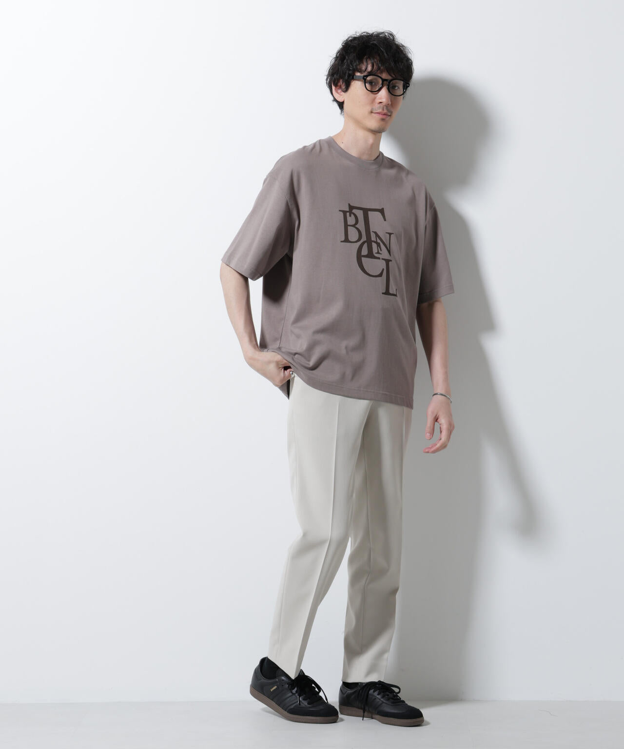 「BOTANICAL」エディトリアル プリントTシャツ 6685224217