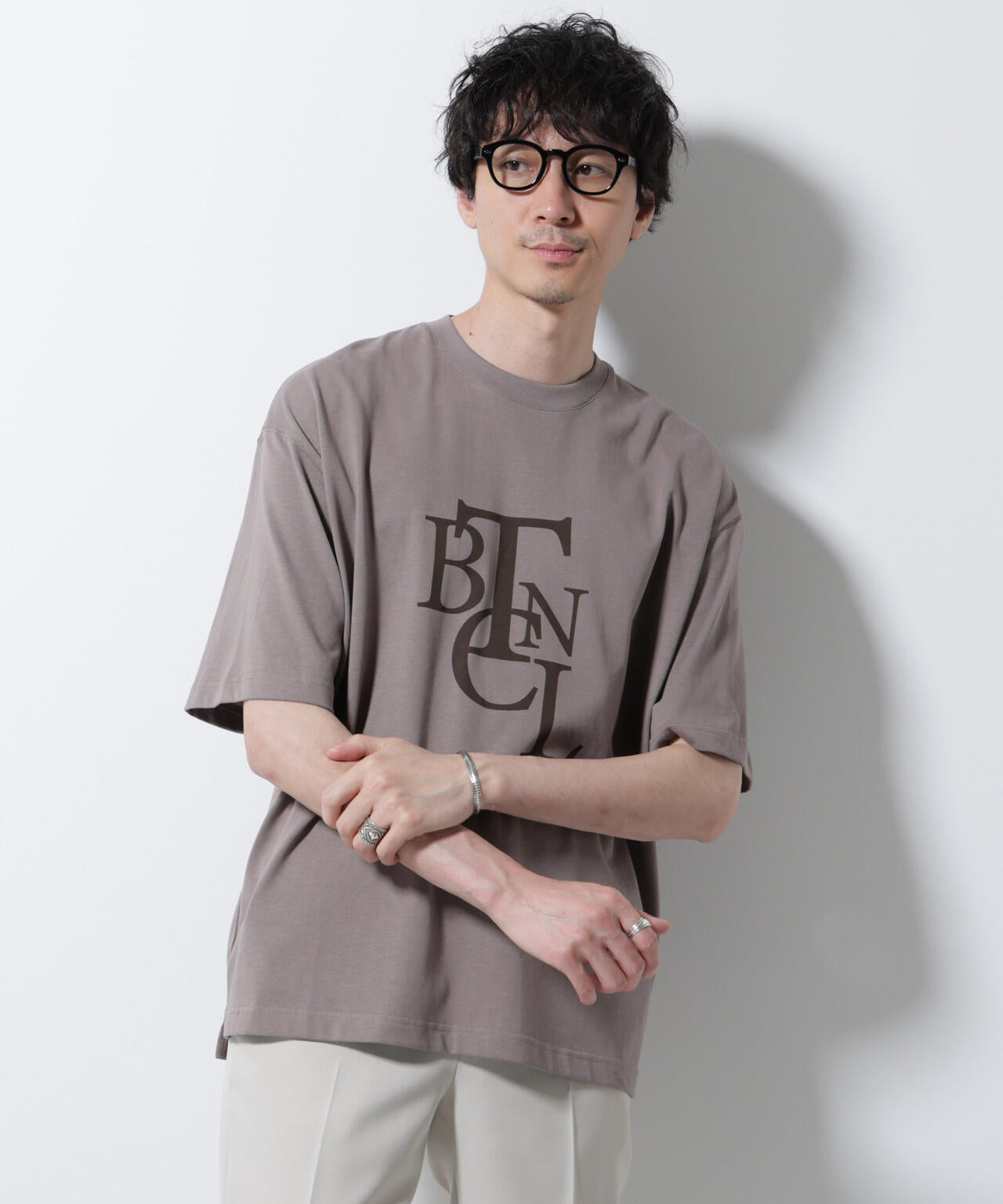 「BOTANICAL」エディトリアル プリントTシャツ 6685224217