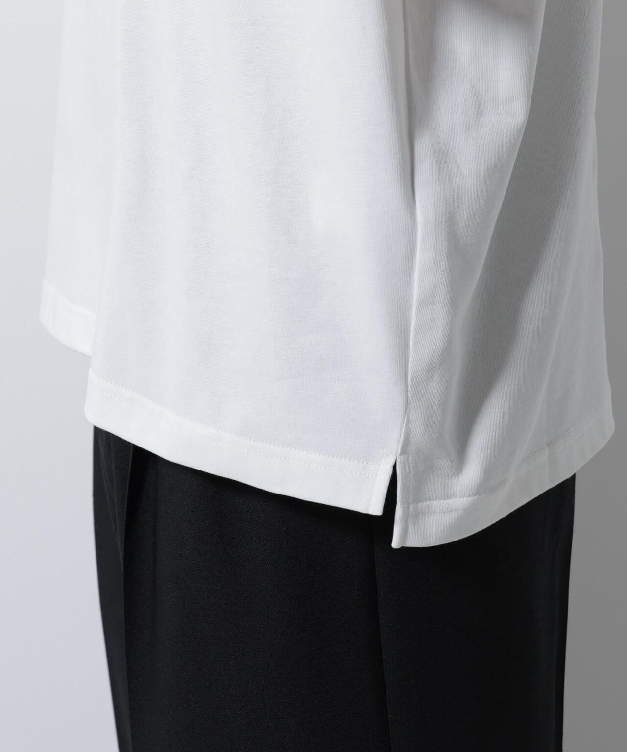 「Art & Craft」エディトリアル 刺繍Tシャツ 6685224218