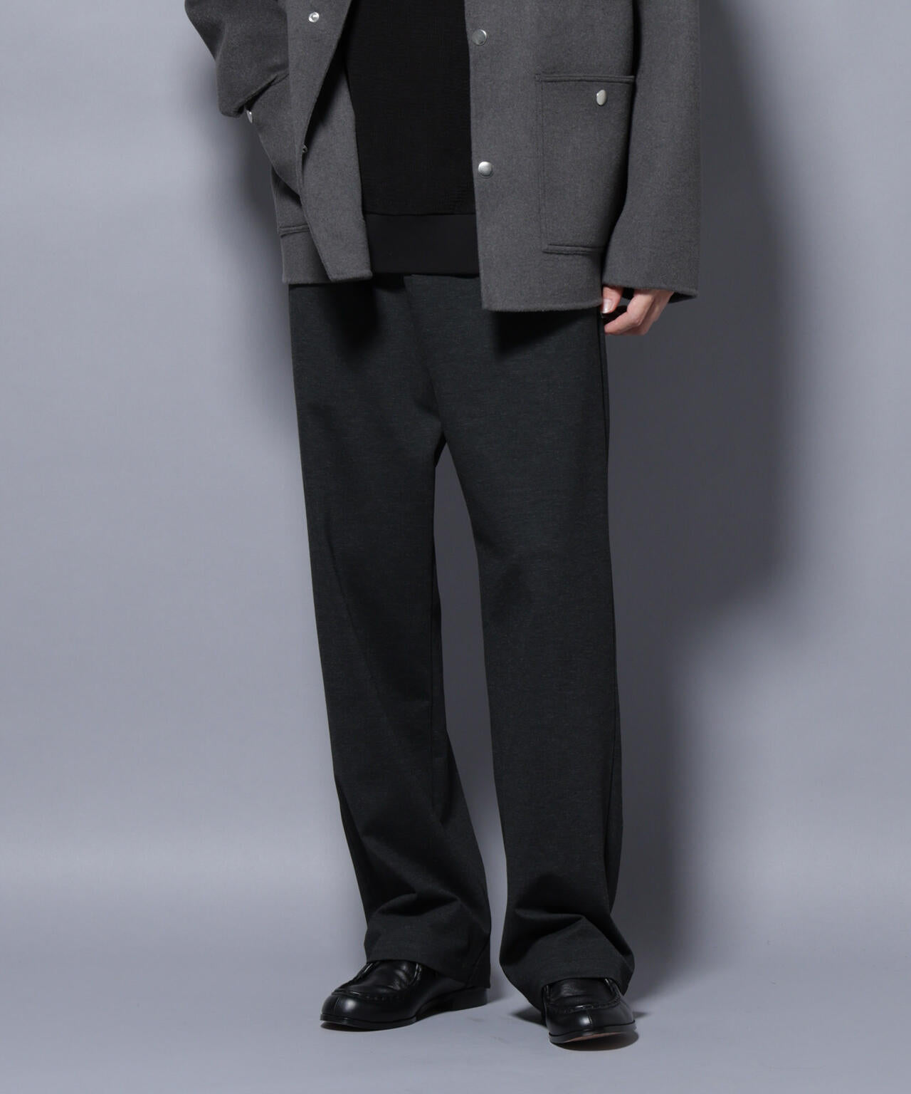 DELEGANTE TECH+ トラックパンツ 6685227206